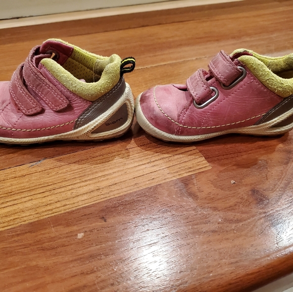 ECCO- Toddler 4.5 - Picture 6 of 7